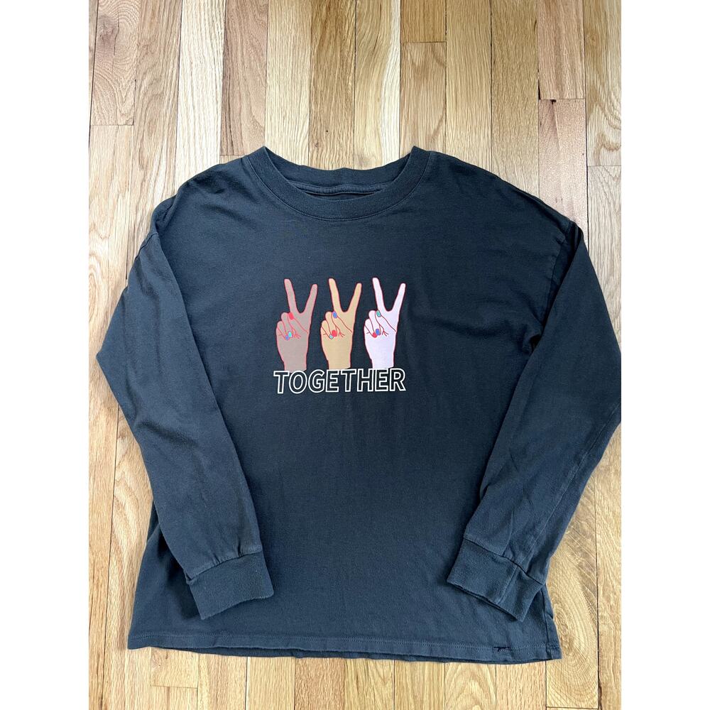 Treasure & Bond Youth Gray Peace Sign Long Sleeve Shirt (Youth XL)